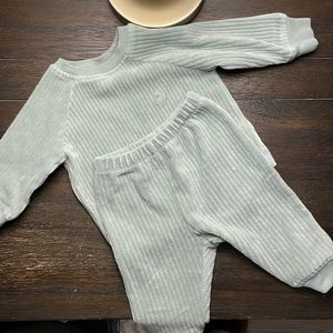 Green sweat suit-baby gap